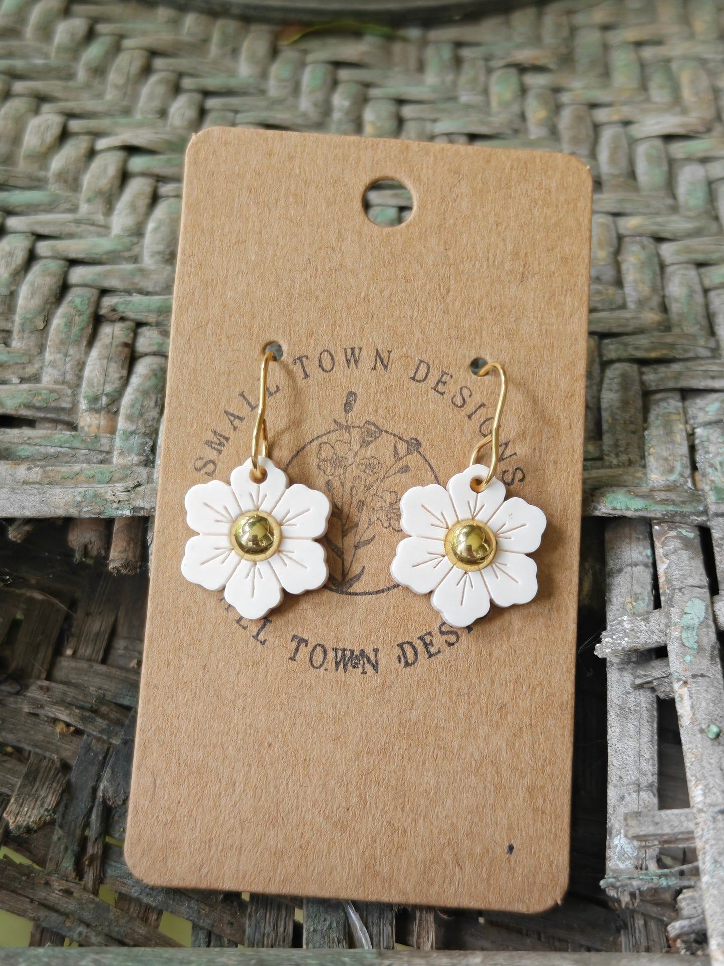 Creamy White Flowers