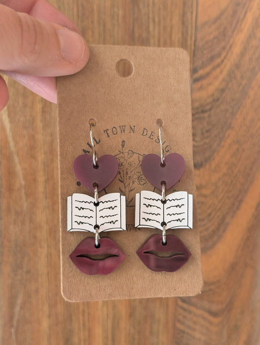 Maroon Heart, Book, Lip Trios