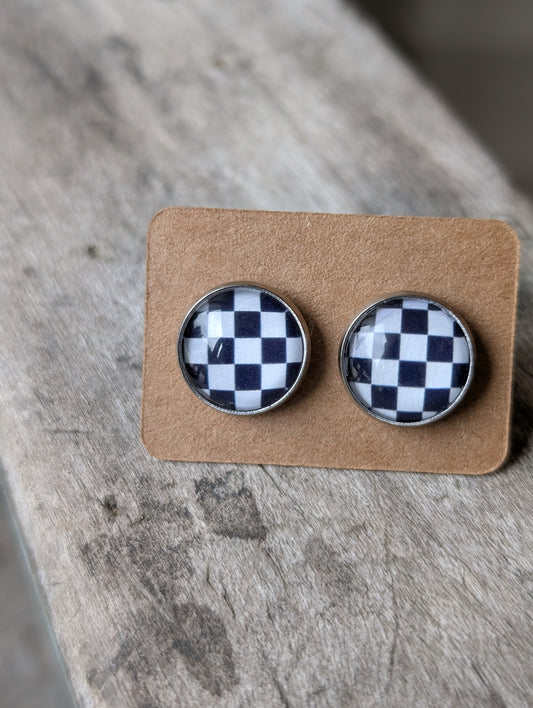Checkered Studs