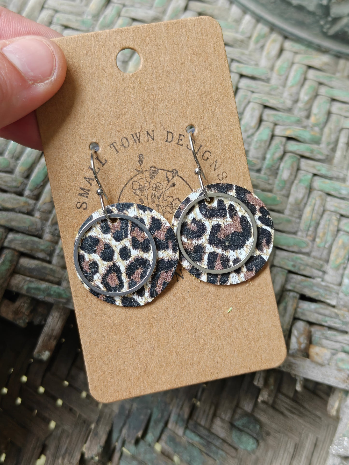 Leopard Circles