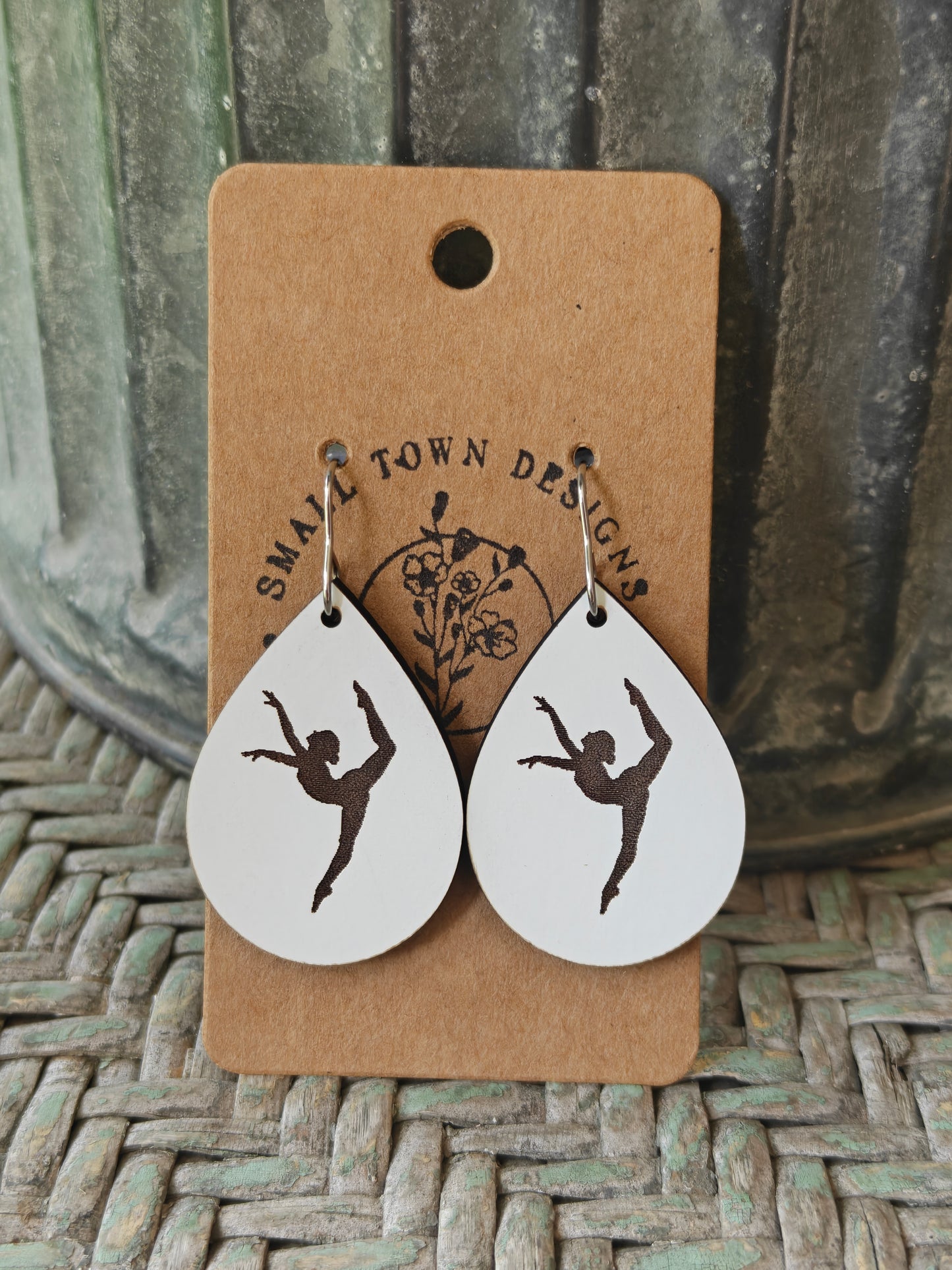 White & Black Dancer Teardrops