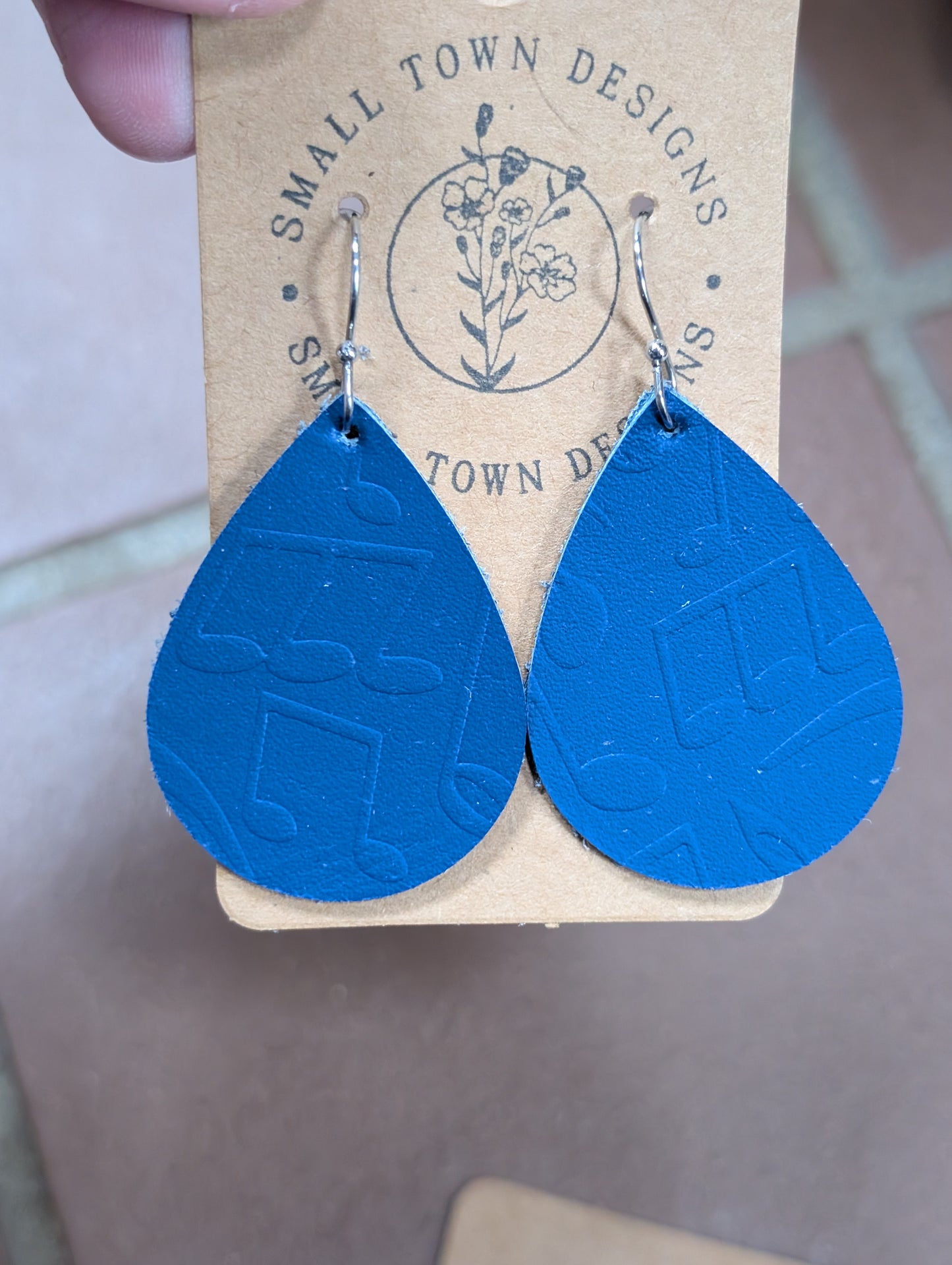 Large Blue Embossed Music Note Teardrops