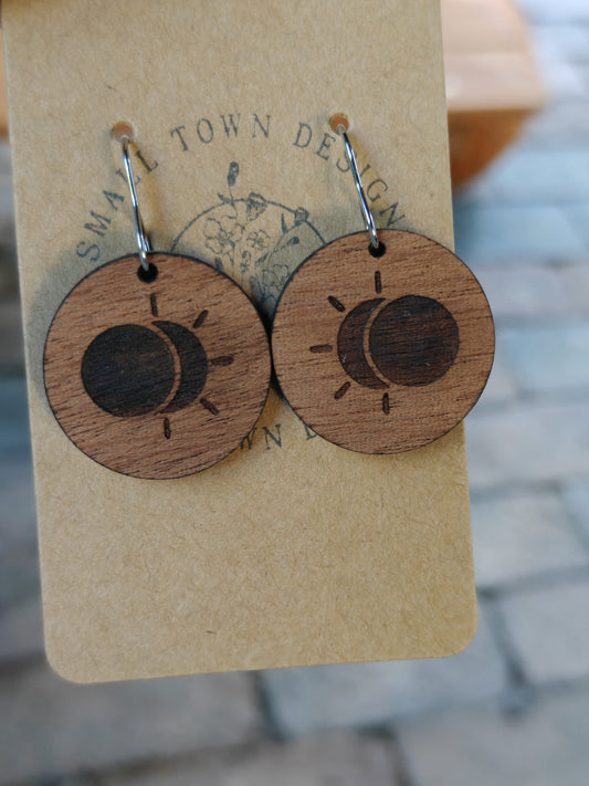 Wooden eclipse