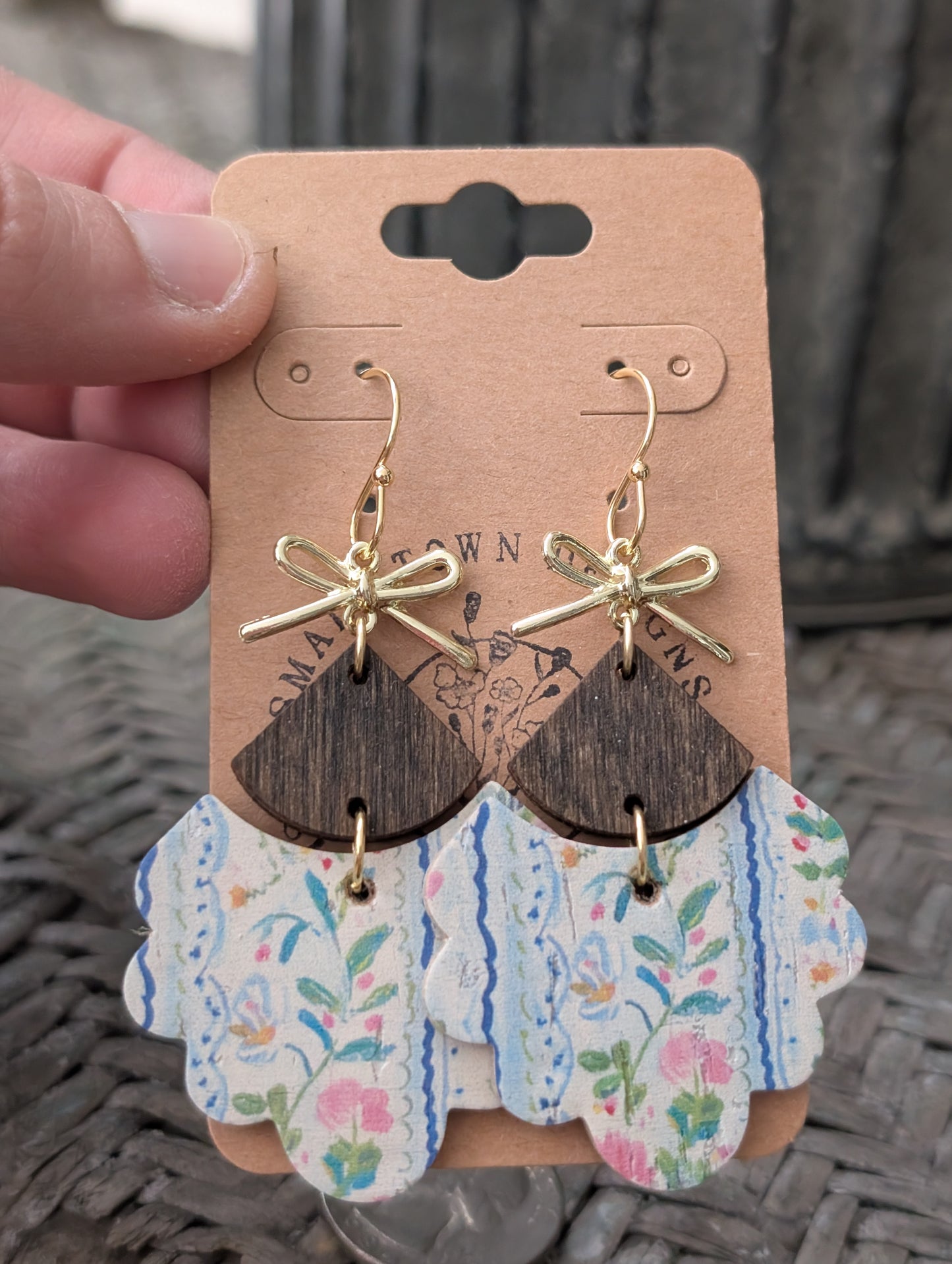 Vintage Spring Drops