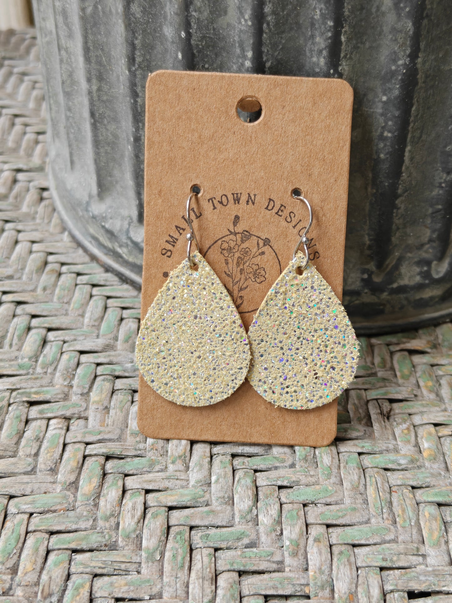 Glitzy Yellow Teardrops