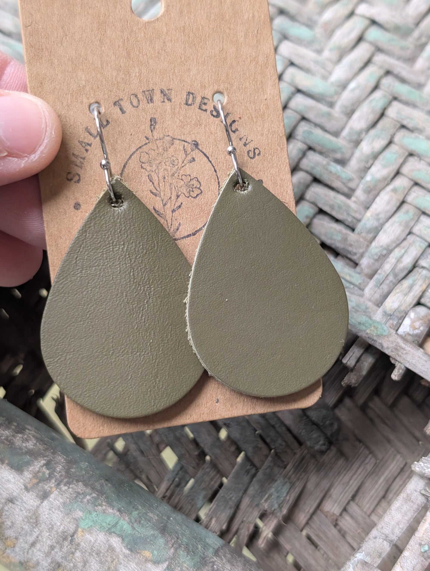 Olive Green Teardrops