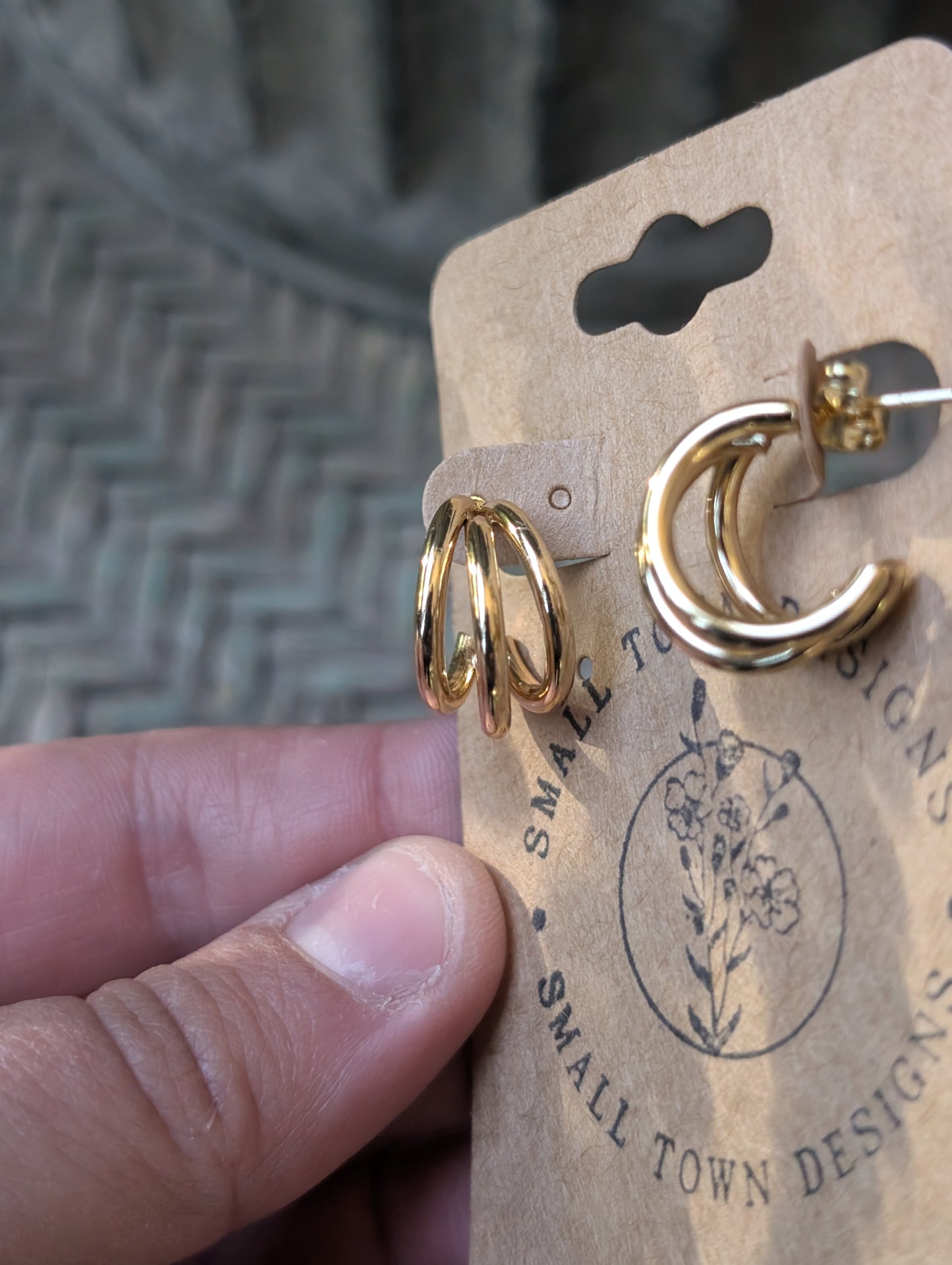 Triple Hoops
