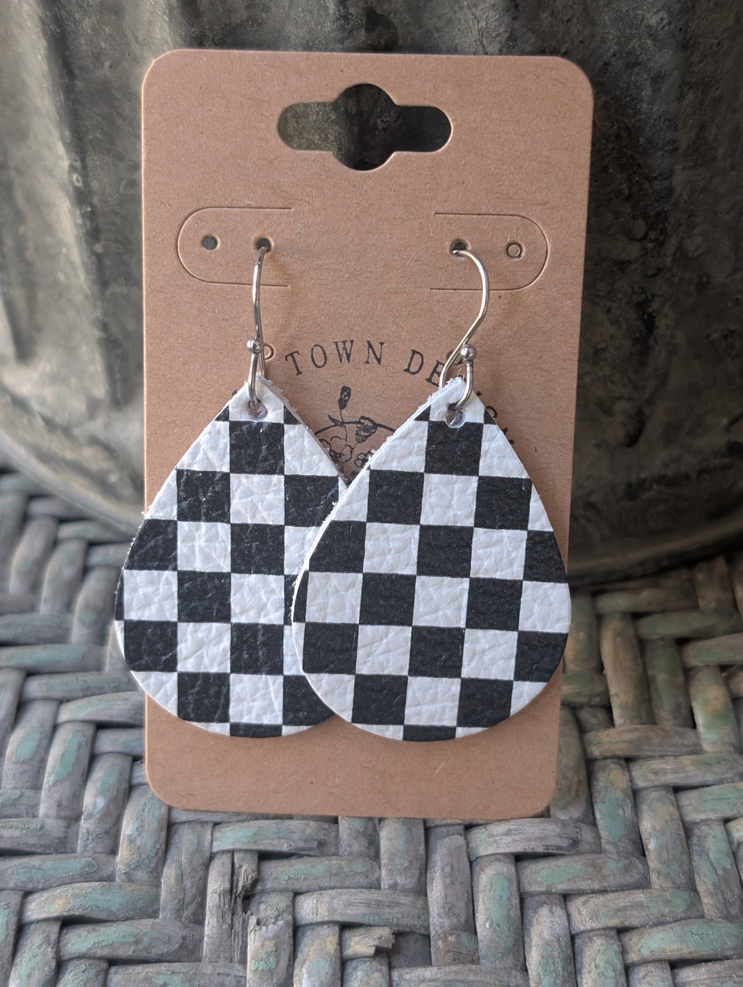 Checkered Teardrops