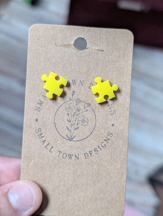 Puzzle piece studs